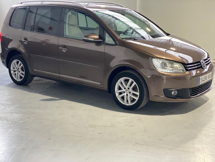 Volkswagen Touran Advance foto miniatura
