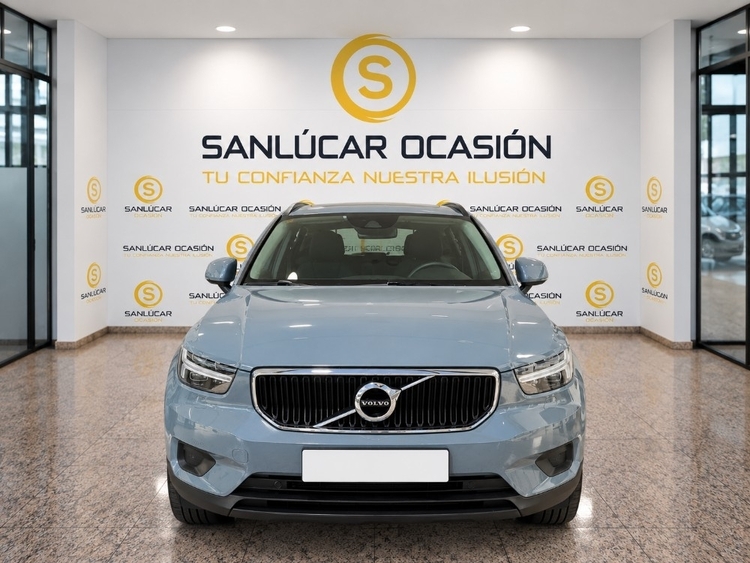Volvo XC40 Basis 2WD foto miniatura